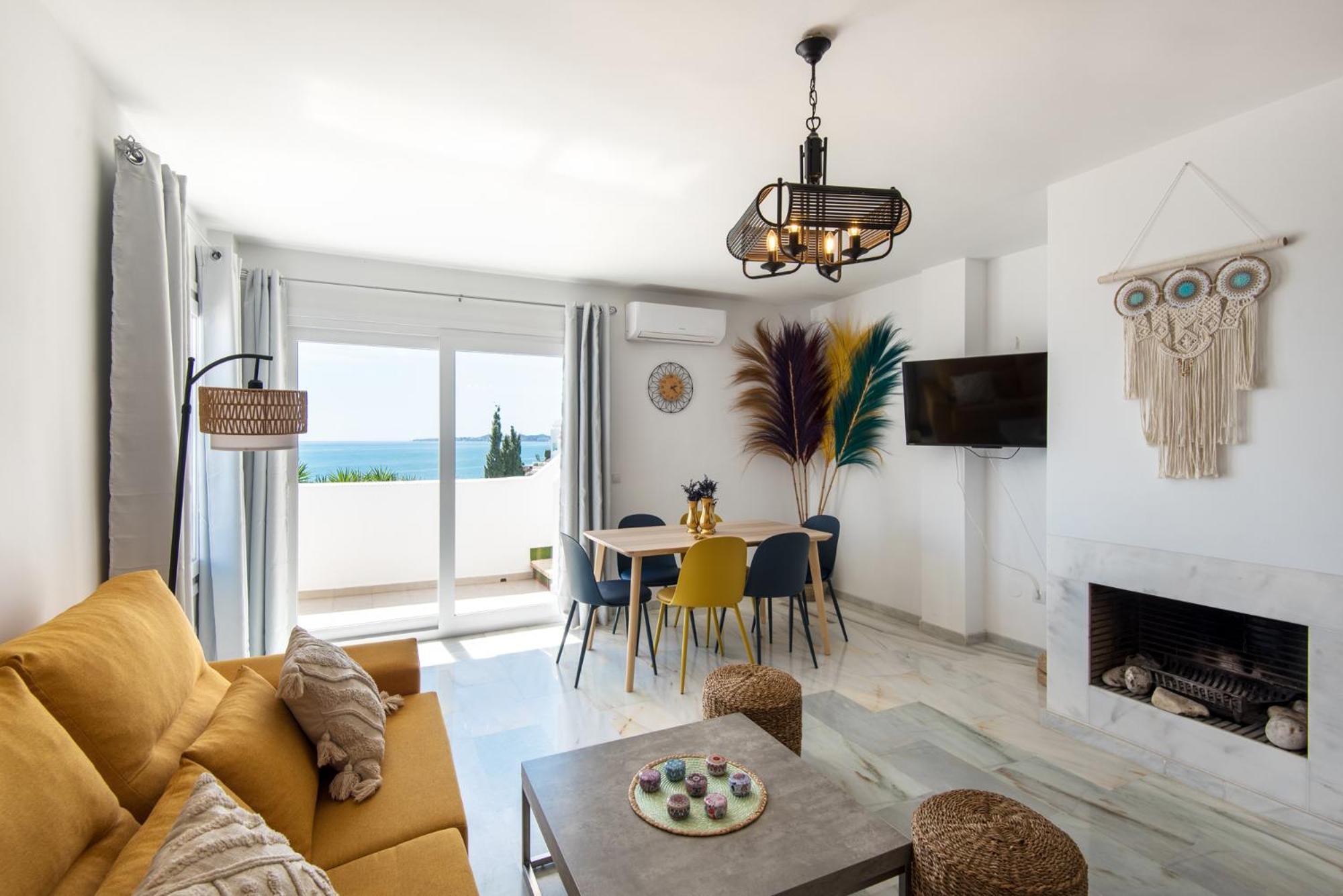 Coral Island Mediterranean Duplex Penthouse 贝纳尔马德纳 外观 照片