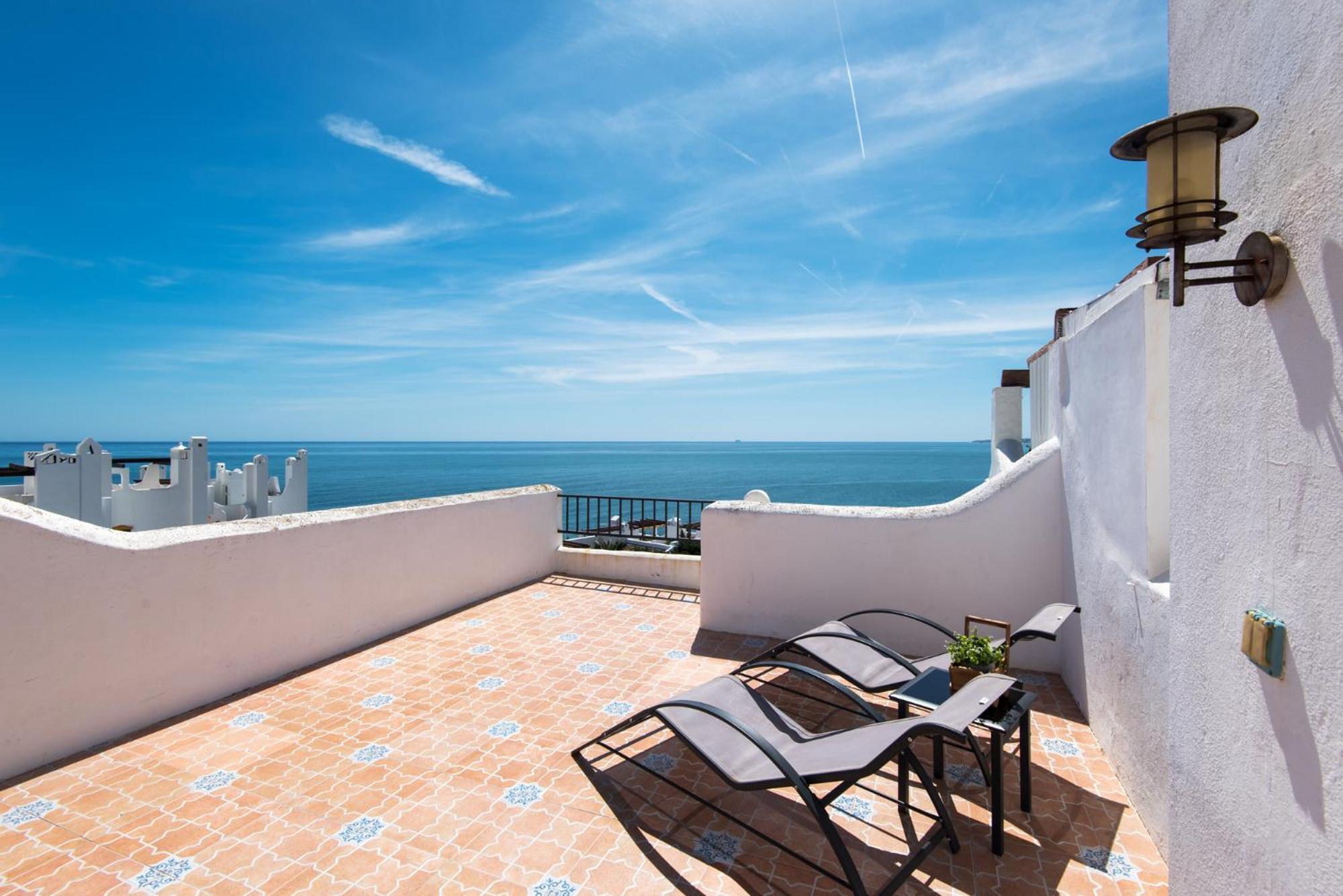 Coral Island Mediterranean Duplex Penthouse 贝纳尔马德纳 外观 照片